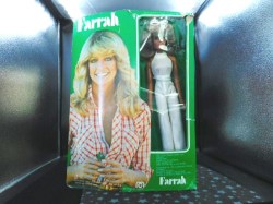 farrah in box